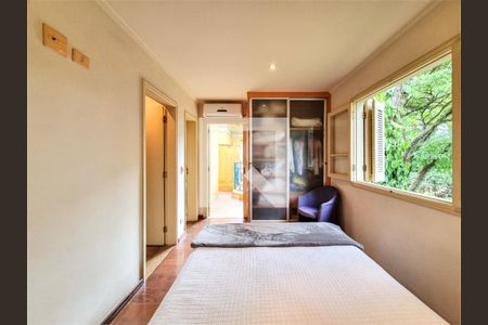 Casa à venda com 4 quartos, 390m² em Santo Amaro, São Paulo