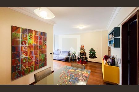 Sala de apartamento à venda com 3 quartos, 110m² em Serra, Belo Horizonte