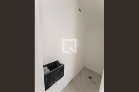 Casa à venda com 2 quartos, 70m² em Vila Campanela, São Paulo