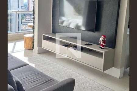 Apartamento à venda com 2 quartos, 63m² em Empresarial 18 do Forte, Barueri