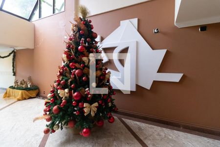Hall de entrada de apartamento à venda com 5 quartos, 181m² em Perdizes, São Paulo