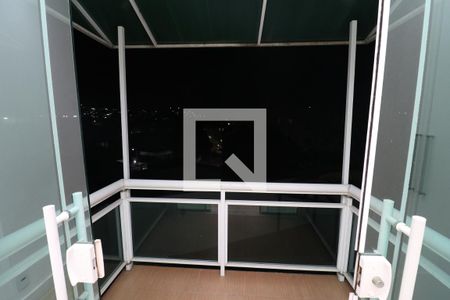 Quarto 1 de casa para alugar com 5 quartos, 1199m² em Jardim Guanabara, Rio de Janeiro