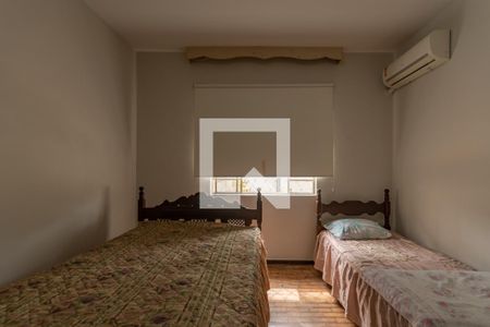 Quarto 1 de casa à venda com 3 quartos, 430m² em Glória, Belo Horizonte