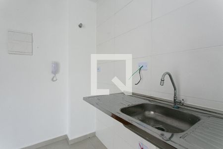 Cozinha de apartamento para alugar com 1 quarto, 24m² em Vila Carrão, São Paulo