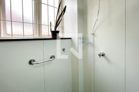 Banheiro da Suíte 1 de apartamento à venda com 3 quartos, 112m² em Santo Antônio, Belo Horizonte