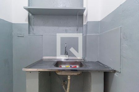 Cozinha de kitnet/studio para alugar com 1 quarto, 27m² em Brás, São Paulo