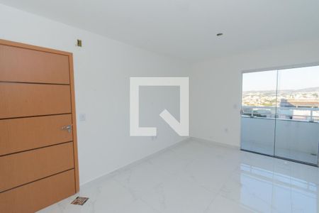 Sala de apartamento à venda com 3 quartos, 78m² em Santa Cruz Industrial, Contagem