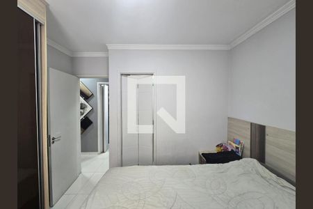 Suíte  de apartamento à venda com 2 quartos, 57m² em Jardim Flor da Montanha, Guarulhos