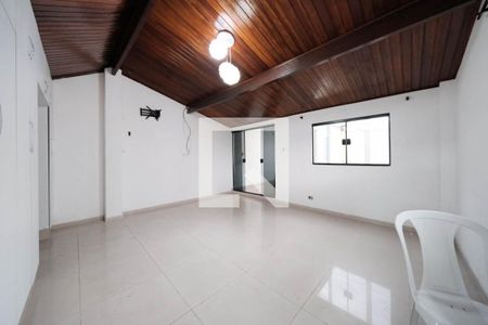 Suíte de casa para alugar com 2 quartos, 120m² em Parque Boturussu, São Paulo