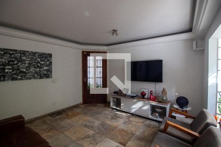 Sala de casa à venda com 3 quartos, 290m² em Jardim Jussara, São Paulo