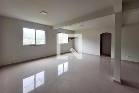 Casa à venda com 3 quartos, 357m² em Engenho do Mato, Niterói