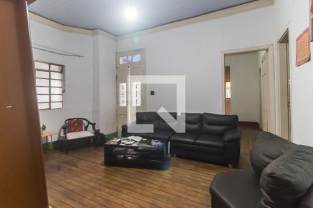 Sala de casa para alugar com 4 quartos, 150m² em Centro, Mogi das Cruzes
