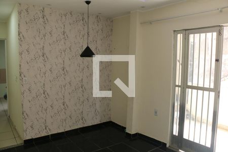 sala de casa para alugar com 2 quartos, 84m² em Centro, Nilópolis