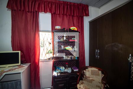 Quarto 2 de casa à venda com 6 quartos, 648m² em Azenha, Porto Alegre