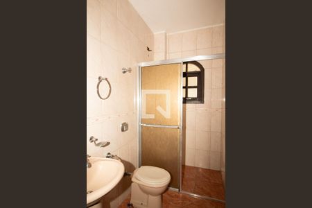 Banheiro 1 de casa para alugar com 3 quartos, 100m² em Parque Continental Ii, Guarulhos