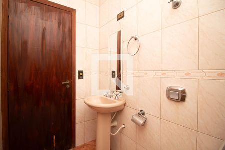 Banheiro 1 de casa para alugar com 3 quartos, 100m² em Parque Continental Ii, Guarulhos