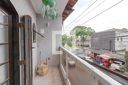 Varanda de casa à venda com 3 quartos, 110m² em Jardim Almeida Prado, Guarulhos