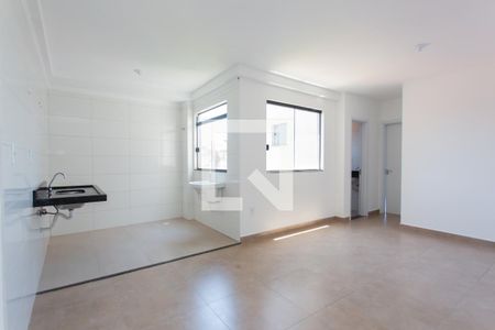 Sala de apartamento para alugar com 2 quartos, 50m² em Cidade Líder, São Paulo