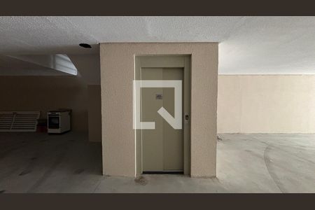 Elevador de apartamento para alugar com 2 quartos, 78m² em Jardim Guarará, Santo André