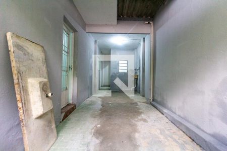 Garagem de casa à venda com 4 quartos, 185m² em Jardim Sao Francisco (zona Leste), São Paulo