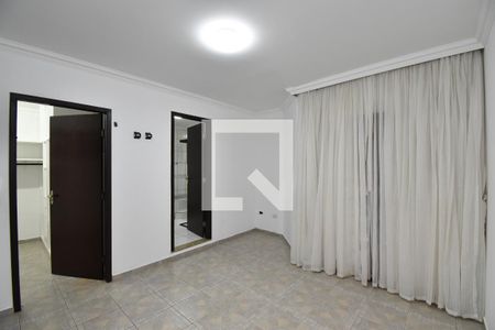 Suíte 1 de casa para alugar com 3 quartos, 320m² em Mossunguê, Curitiba