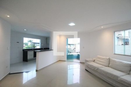 Sala de casa de condomínio à venda com 4 quartos, 350m² em Jacarepaguá, Rio de Janeiro