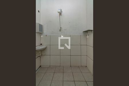 Banheiro Social de casa à venda com 5 quartos, 132m² em Bonfim, Belo Horizonte