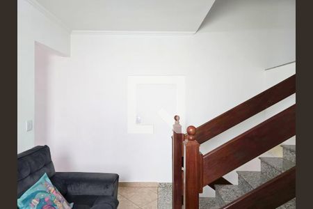 Sala de TV  de casa à venda com 3 quartos, 130m² em Jardim Santa Clara, Guarulhos