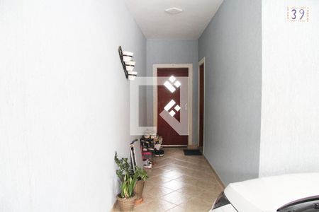 Garagem  de casa à venda com 3 quartos, 130m² em Jardim Santa Clara, Guarulhos