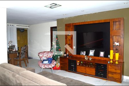 Sala de casa à venda com 5 quartos, 200m² em Dom Silvério, Belo Horizonte