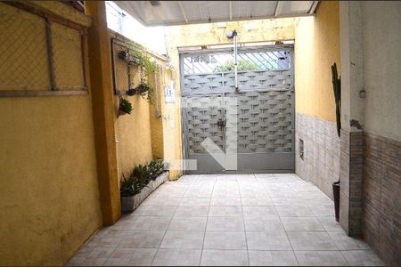 Garagem de casa à venda com 5 quartos, 200m² em Dom Silvério, Belo Horizonte