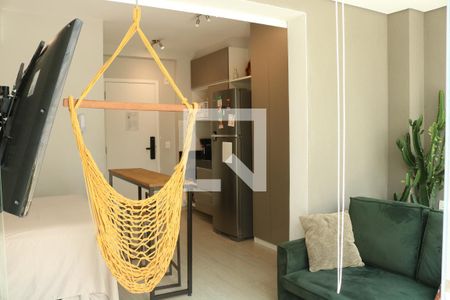 Varanda de kitnet/studio para alugar com 1 quarto, 48m² em Perdizes, São Paulo