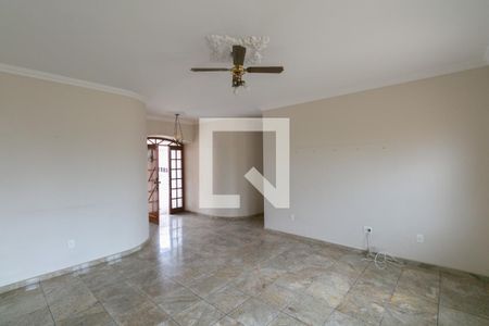 Casa para alugar com 3 quartos, 346m² em Santa Branca, Belo Horizonte