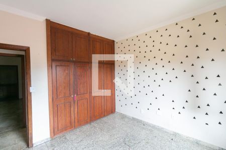 Casa à venda com 3 quartos, 346m² em Santa Branca, Belo Horizonte