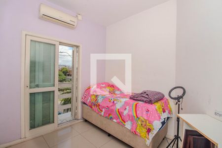 Quarto 2 de casa à venda com 5 quartos, 285m² em Vila Jardim, Porto Alegre