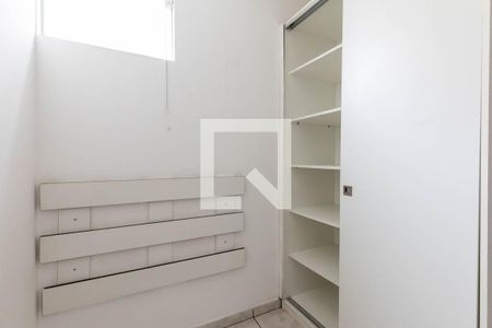 Quarto 1 de apartamento para alugar com 2 quartos, 42m² em Campos Elíseos, São Paulo