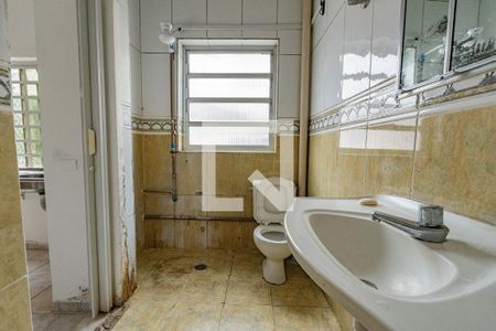 Banheiro de kitnet/studio para alugar com 1 quarto, 16m² em Aclimação, São Paulo