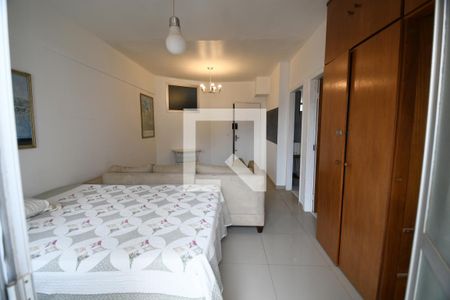 Quarto / Sala de apartamento à venda com 1 quarto, 42m² em Botafogo, Campinas