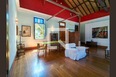 Sala de casa à venda com 1 quarto, 250m² em Imperial de São Cristóvão, Rio de Janeiro