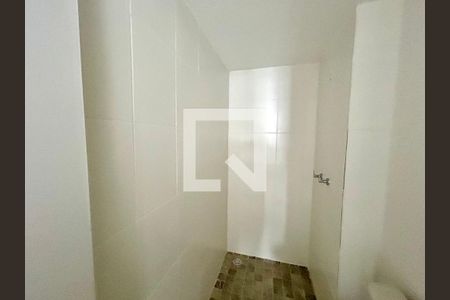 Banheiro 1 de apartamento à venda com 2 quartos, 56m² em Vila Rosalia, Guarulhos