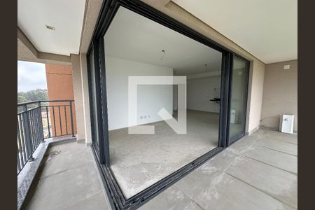 Varanda de apartamento à venda com 3 quartos, 120m² em Centro Comercial Jubran, Barueri