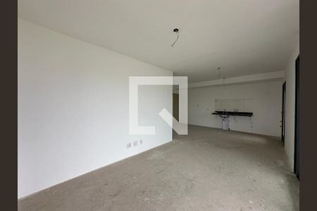 Sala de apartamento à venda com 3 quartos, 120m² em Centro Comercial Jubran, Barueri