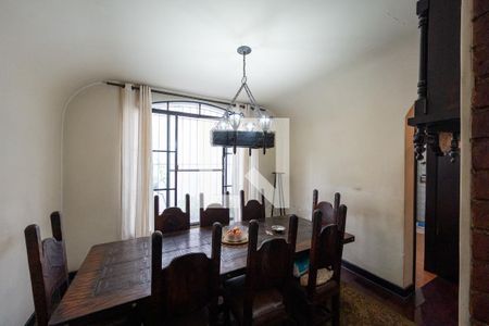 Sala de casa à venda com 3 quartos, 261m² em Planalto Paulista, São Paulo