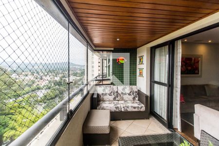 Varanda de apartamento para alugar com 4 quartos, 212m² em Alphaville, Barueri