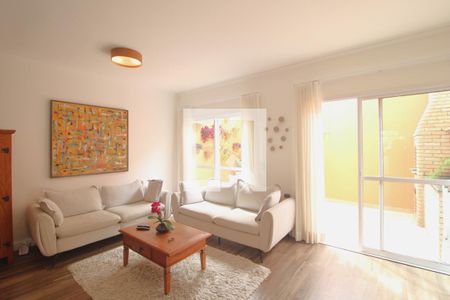 Sala de casa de condomínio à venda com 3 quartos, 115m² em Usina Piratininga, São Paulo