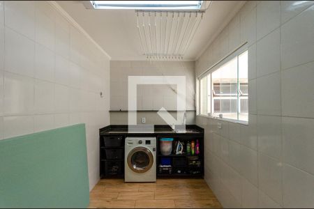 Área de serviço de apartamento à venda com 3 quartos, 93m² em Vila Cavaton, São Paulo