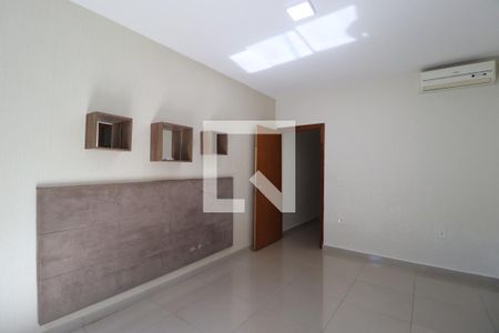 Quarto 1 - Suíte de casa para alugar com 4 quartos, 360m² em Santa Mônica, Uberlândia
