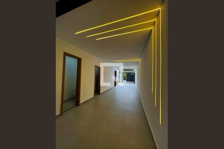 Casa à venda com 3 quartos, 197m² em Vila Carrão, São Paulo