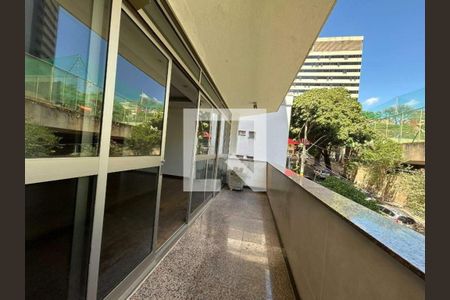 Apartamento à venda com 4 quartos, 200m² em Serra, Belo Horizonte