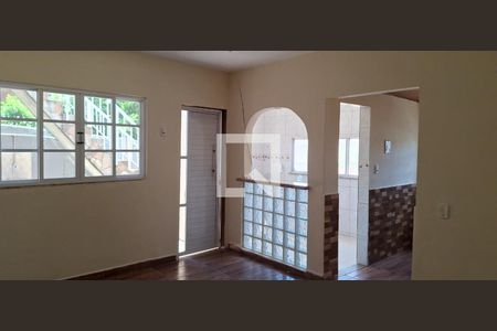 Casa para alugar com 2 quartos, 140m² em Parada de Lucas, Rio de Janeiro